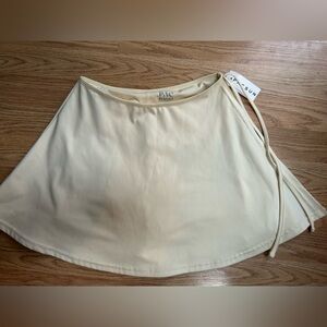 PacSun Cream Skort